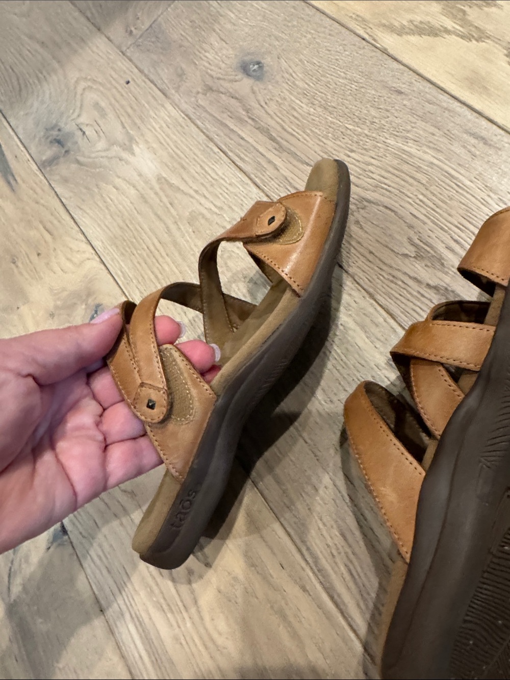Taos Footwear Double U Triple-Strap Sandals - Picture 4 of 9